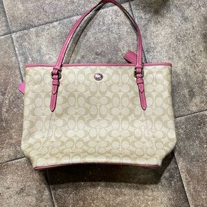 Coach Tote